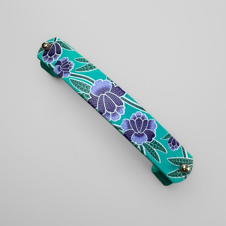 INKED Switch Collar Slide: Batik